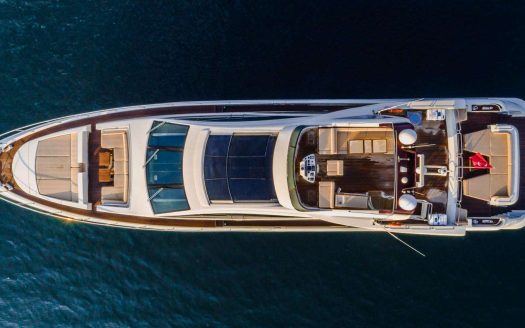 The Sultans Way 007 98.5ft